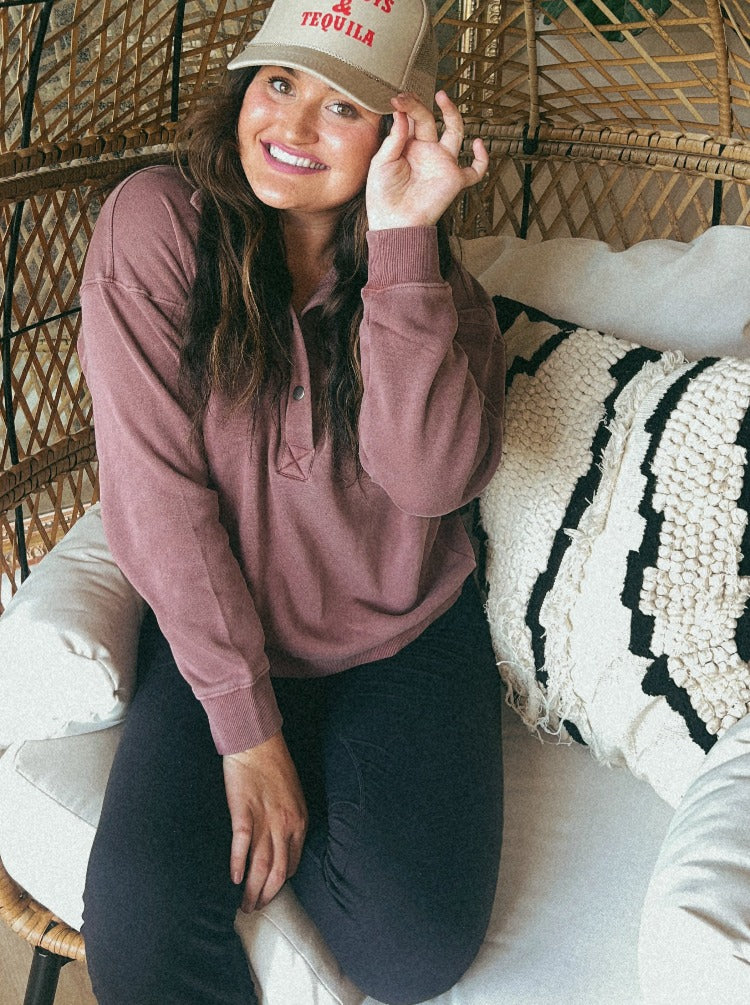 Half button sweatshirt