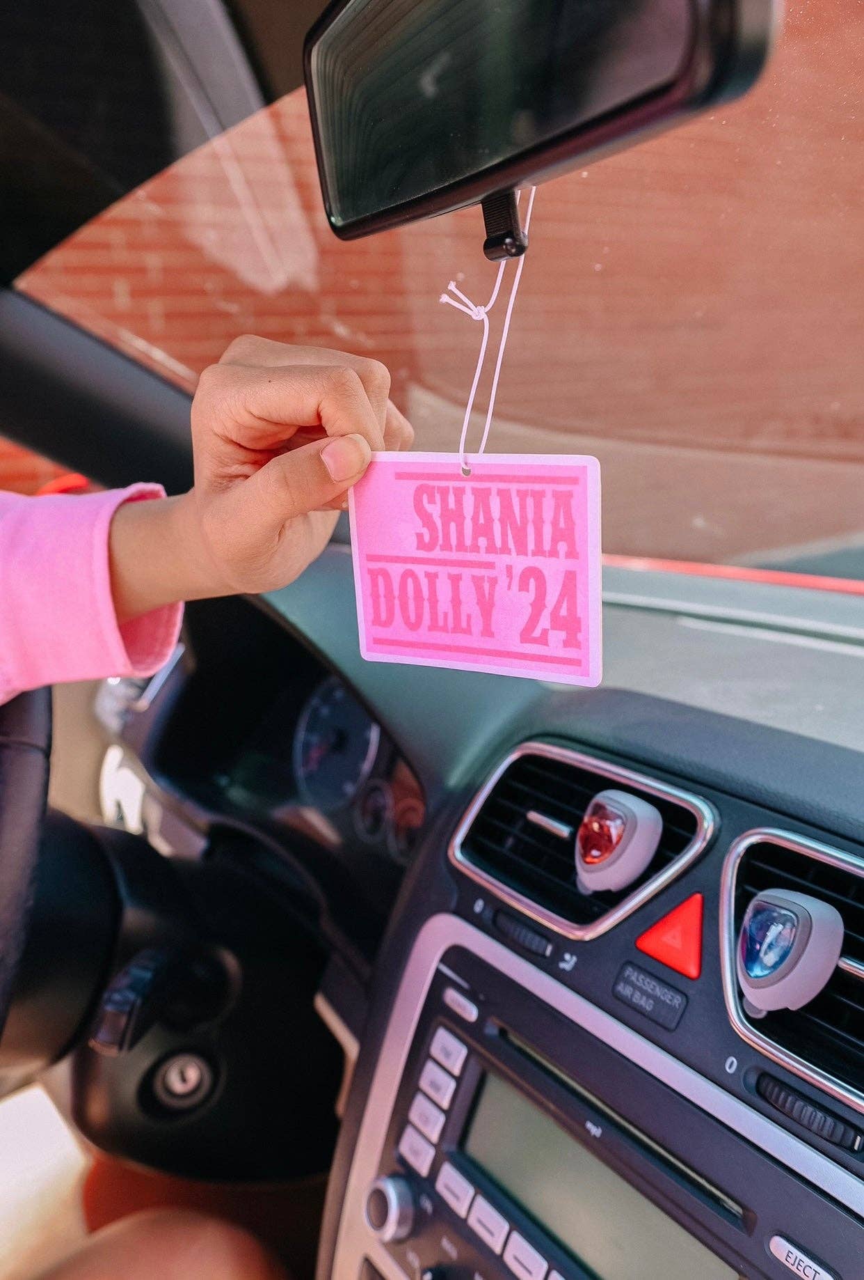 Shania Dolly '24 Air Freshener